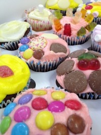 Wi colourful cupcakes.JPG gf.jpg