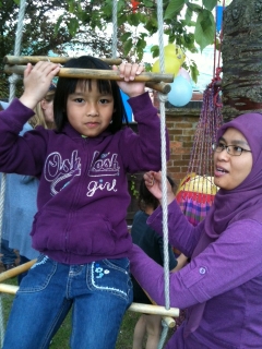 Fia and Muthia.JPG