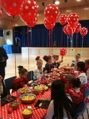 flamenco table and balloons.jpg gf.jpg