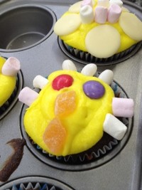 WI cupcake crazy chick.JPG gf.jpg